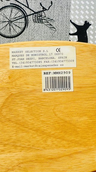 Tabla de madera para servir pescado
