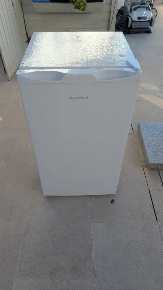 Frigorífico jocel 85 l con congelador