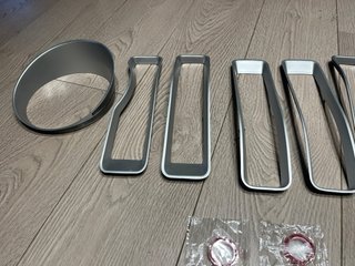 Embellecedores Parrilla Jeep