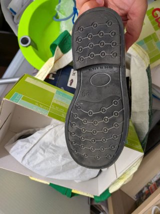 Zapatos escolares piel negra alta calida