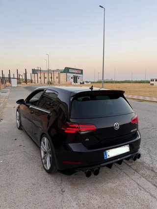 Volkswagen Golf 7.5 R 2017