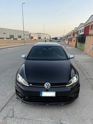 Volkswagen Golf 7.5 R 2017