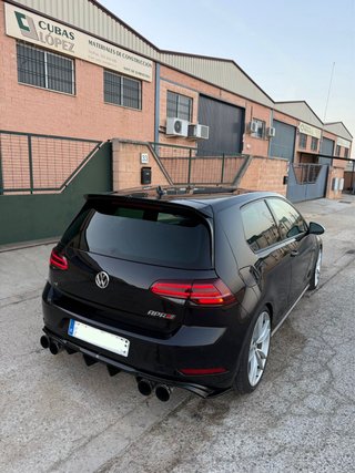 Volkswagen Golf 7.5 R 2017