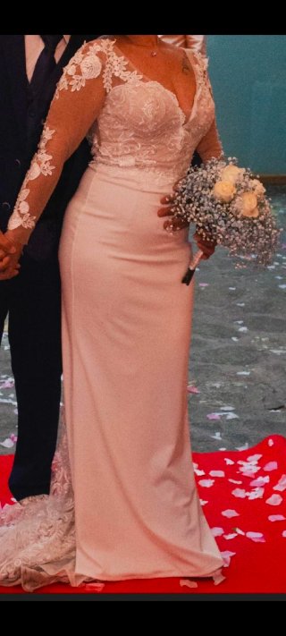 Vestido de Novia y Blanco Encaje