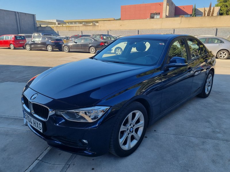 BMW Serie 3 318 d 2014