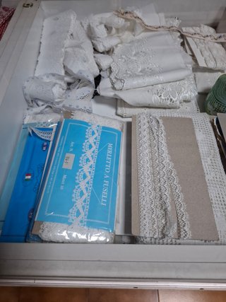 Merletto a Fuselli in Cotone Bianco