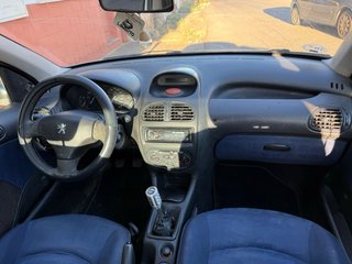 Peugeot 206 2002