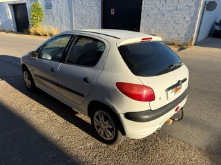 Peugeot 206 2002