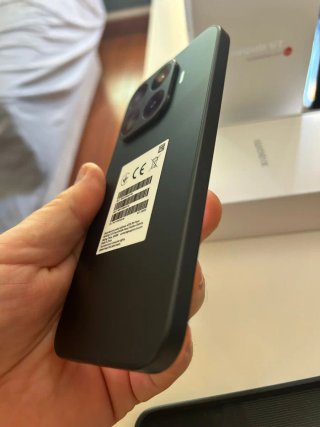 Xiaomi 17T Co-engineered with Leica
