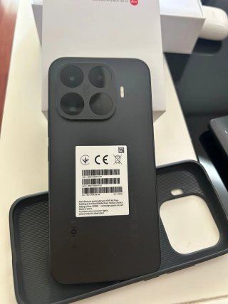 Xiaomi 17T Co-engineered with Leica