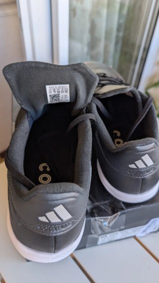 Zapatillas Adidas Fútbol Negras y Plateadas