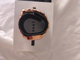 Reloj DKNY Dorado y Blanco