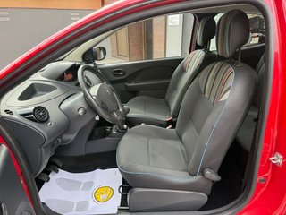 Renault Twingo 2012 Emotion 1.2i 16V 75CV Etiqt. C