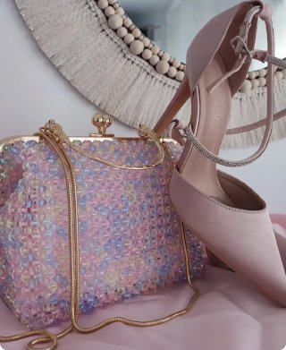 Borsetta bauletto clutch di perline pastello