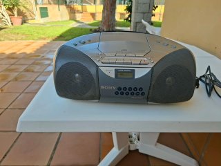 Radio CD Cassette Sony CFO-S100L Mega Bass