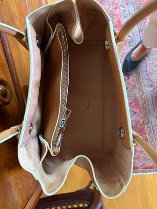 Bolso Bimba y Lola color beige de buena capacidad