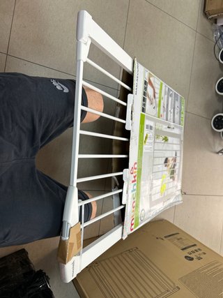 Munchkin Valla Seguridad Infantil Blanca