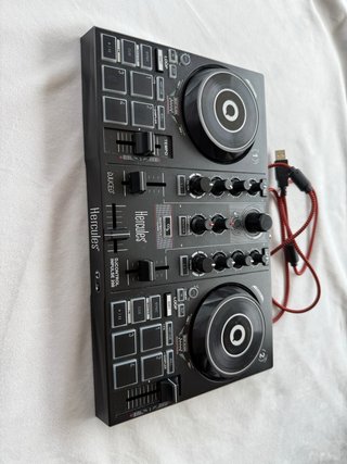 Controladora Hercules DJ Impulse 200