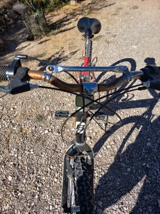 Bicicleta BTT BASIC Roja