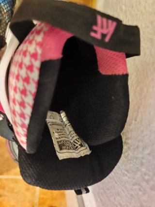 Patines en línea KrF con casco rosa