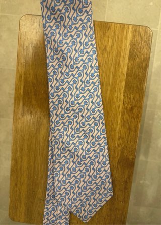 Corbata Hermes con caja