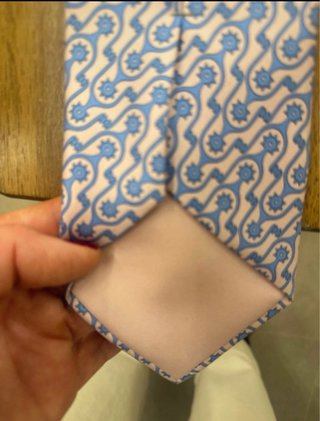 Corbata Hermes con caja
