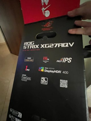 Monitor Asus ROG Strix XG27AQV