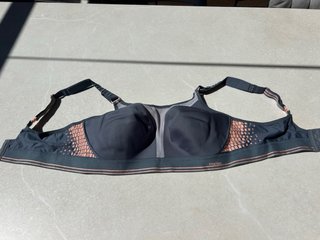 Sujetador deportivo Triumph Triaction