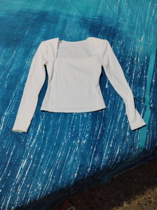 Camiseta blanca manga larga