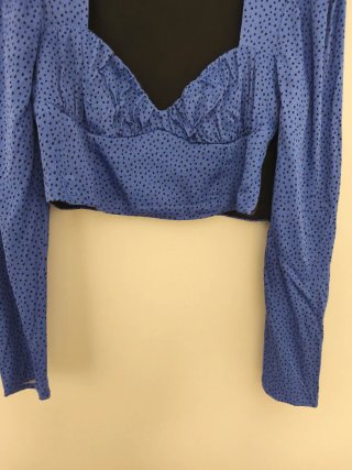 Top de Satén ZARA lunares azul manga larga
