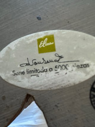 Escultura Elisa Edición Limitada, firmada