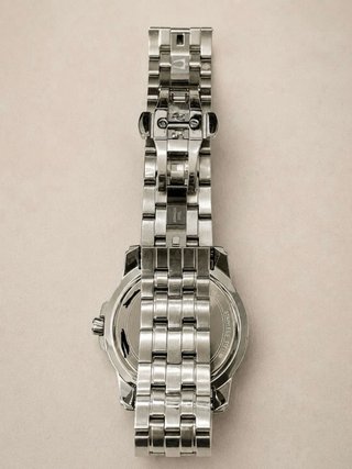 Reloj Bulova Precisionist con Diamantes
