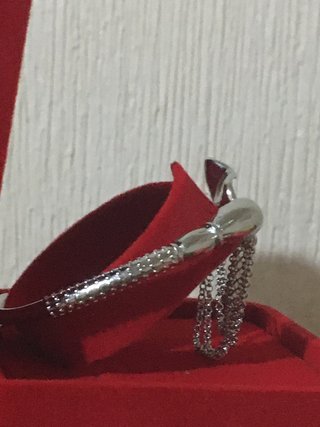 Pulsera plata esmaltada en verde con cadena