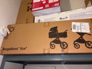 Bugaboo Fox 2 con capota rosa o azul.
