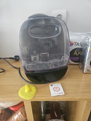 Cafetera Bosch Tassimo + Café L'or