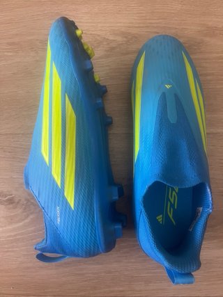 Zapatillas de fútbol Adidas Tacos. UN SOLO USO