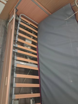 Cama Eléctrica Articulada Invacare