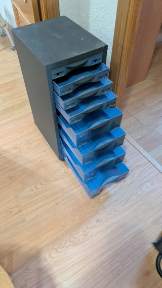 Cajonera archivador con ruedas