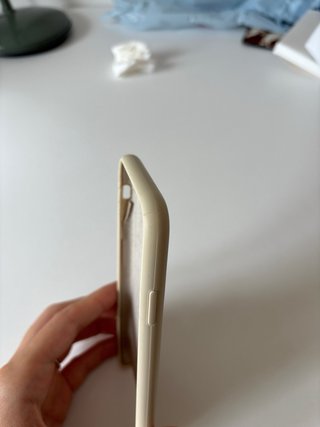 Funda iPhone 11 color crema