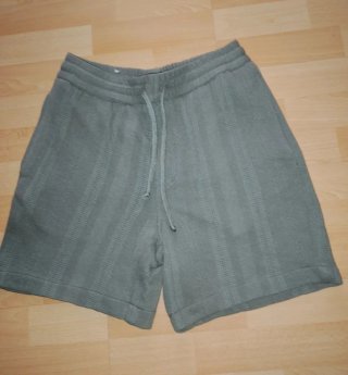 Conjunto Zara: Camisa y bermudas verde oliva