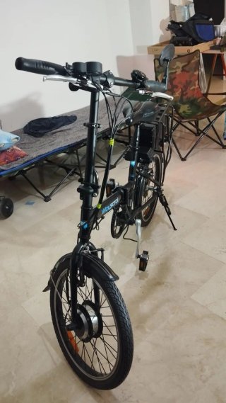 Bicicleta Eléctrica Plegable Negra