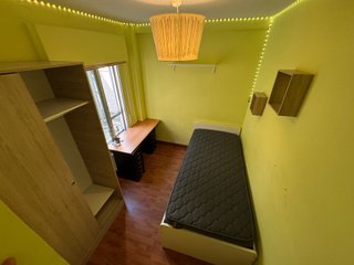 Piso de 3 habitaciones calle Isla Graciosa Madrid