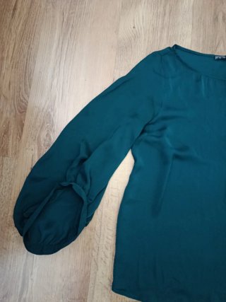Blusa Zara verde manga 3/4 talla L