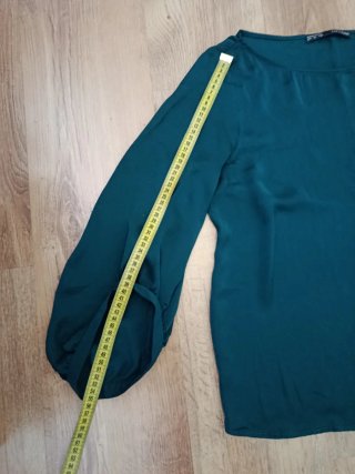 Blusa Zara verde manga 3/4 talla L