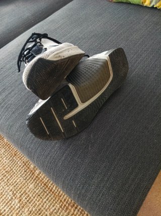 Zapatillas Nike Metcon Grises y Blancas