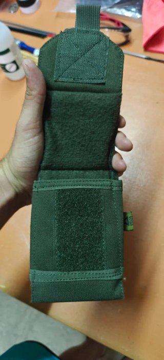 Funda porta mapas o móvil verde