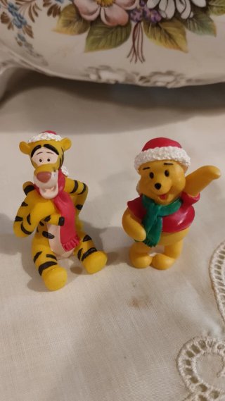 2 Figuras Disney Navidad Pooh y Tigger años 90