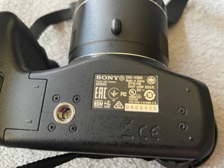 Cámara Sony Cyber-shot DSC-H300 (Regalo mochila)
