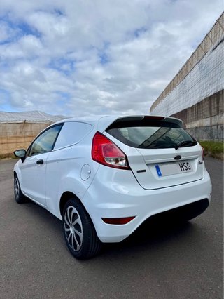 Ford Fiesta 1.5 (2013) comercial