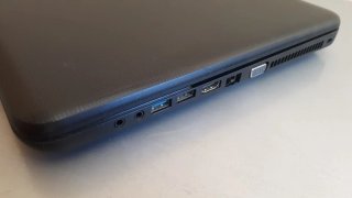Computer portatile Toshiba i3 17.3 HD+ da 240 GB SSD